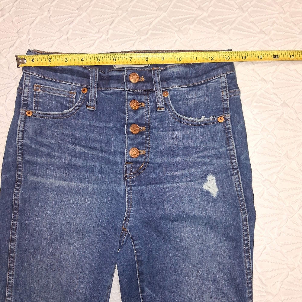 Madewell High Rise Distressed Blue Jeans Size 25 - Picture 12 of 17